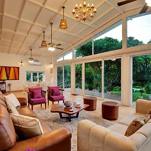  Villa Stayvista's Glasshouse: Orchard With Pool And Relaxation